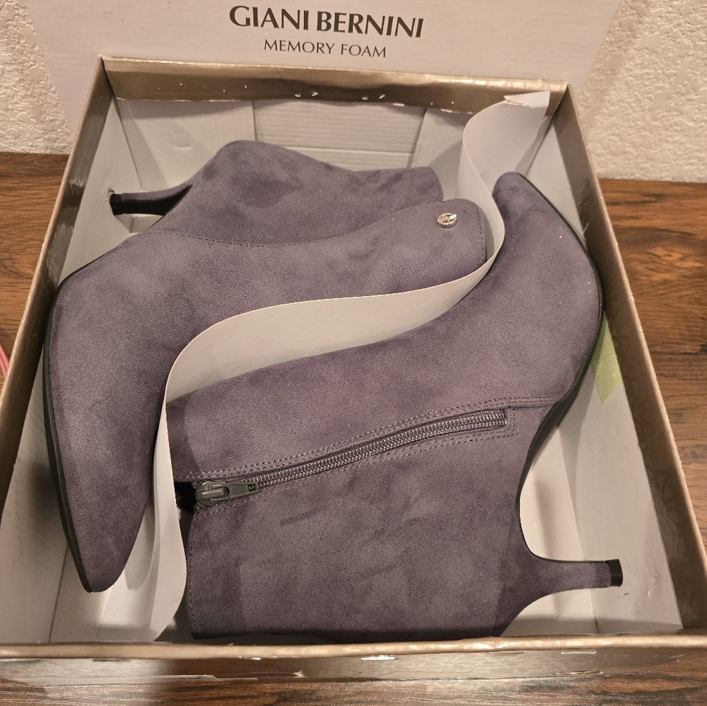 Giani Bernini Women's Grey Heeled Ankle Boots